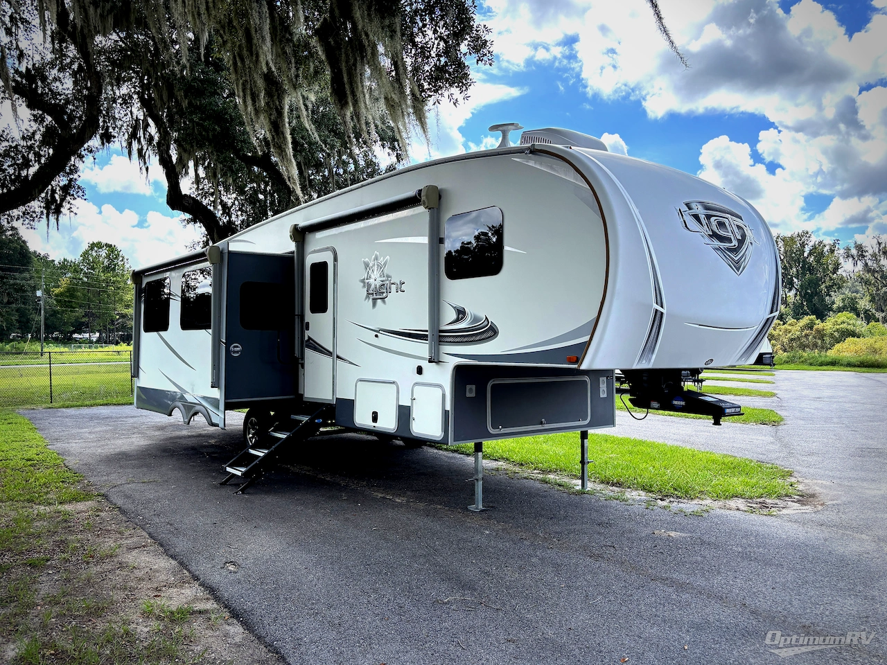 2019 Open Range Light 29IRLS Photo 1