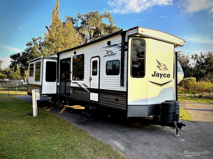 2024 Jayco Jay Flight Bungalow 40RLTS RV Photo 1