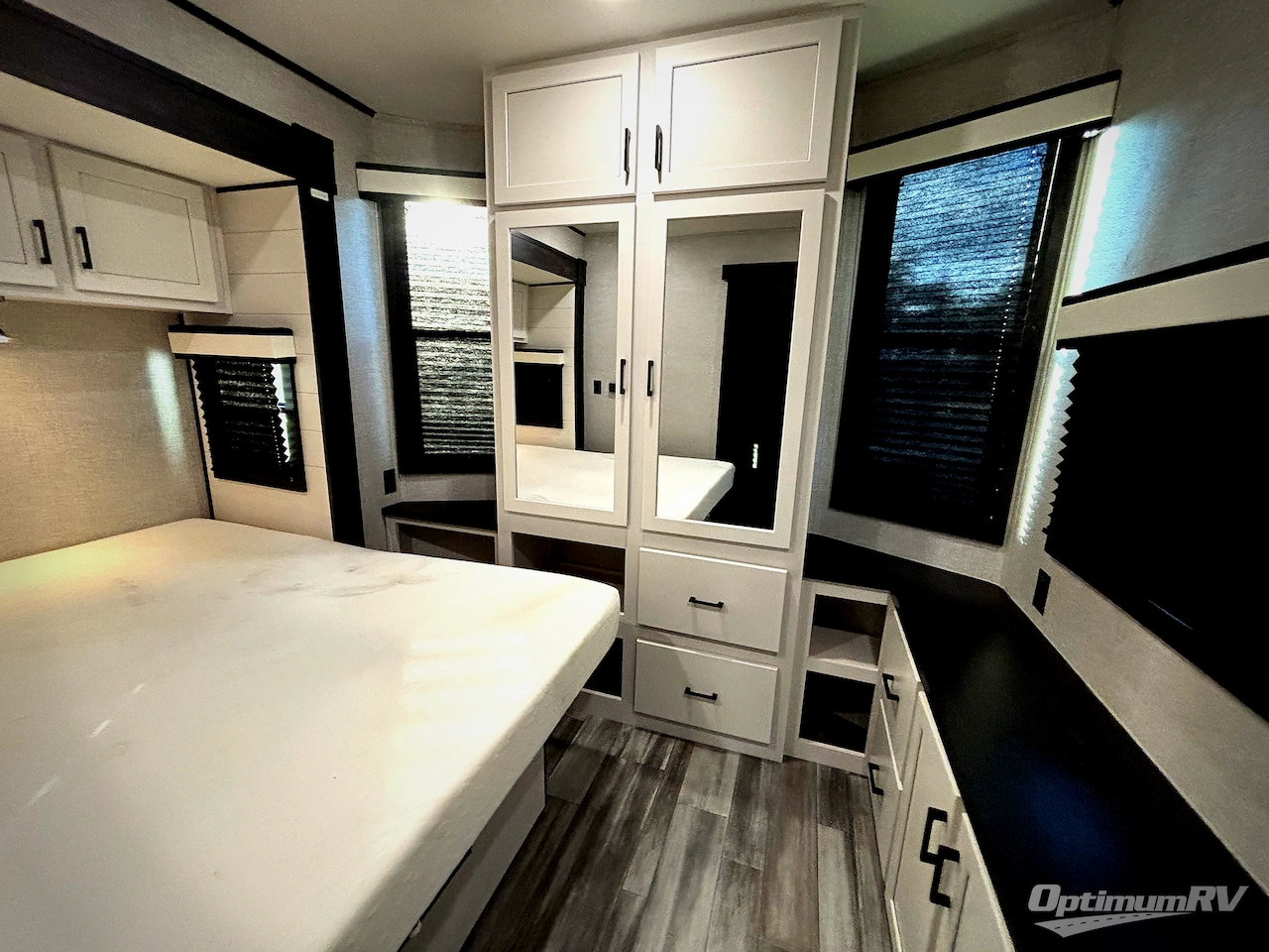 2024 Jayco Jay Flight Bungalow 40RLTS Photo 9