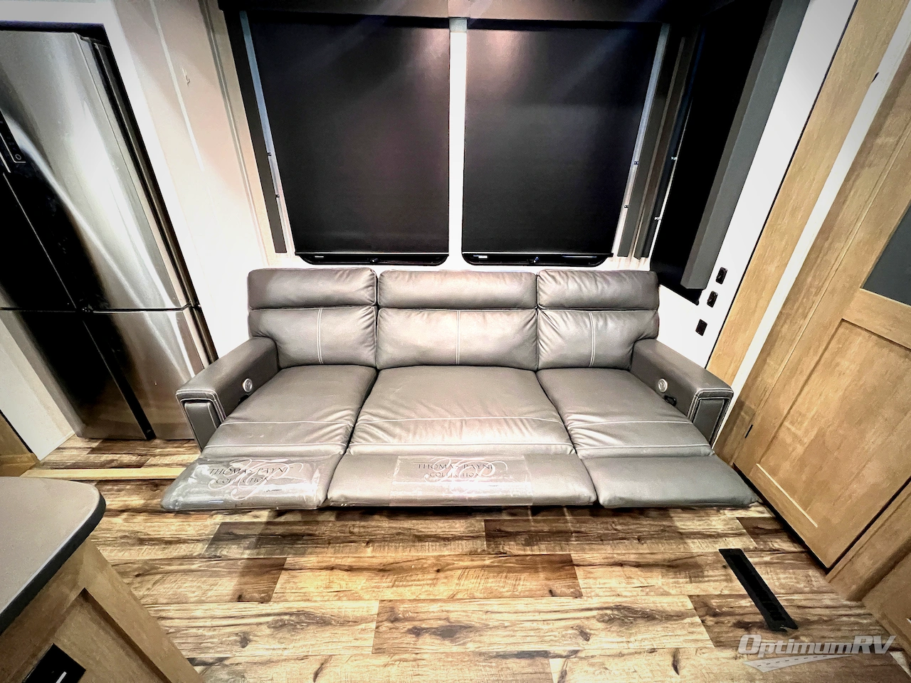 2022 Keystone Raptor 351 Photo 17