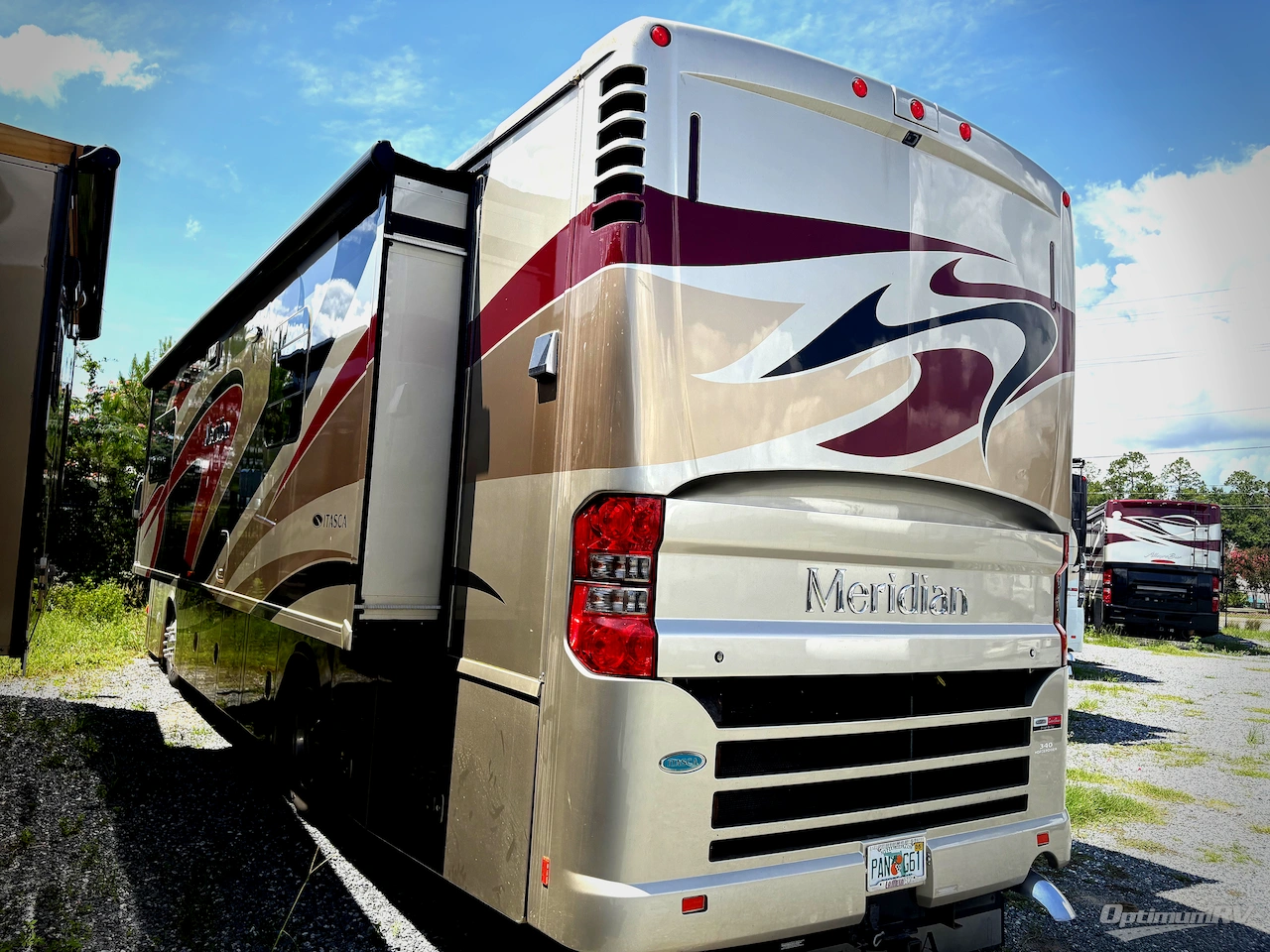 2014 Itasca Meridian 34B Photo 3