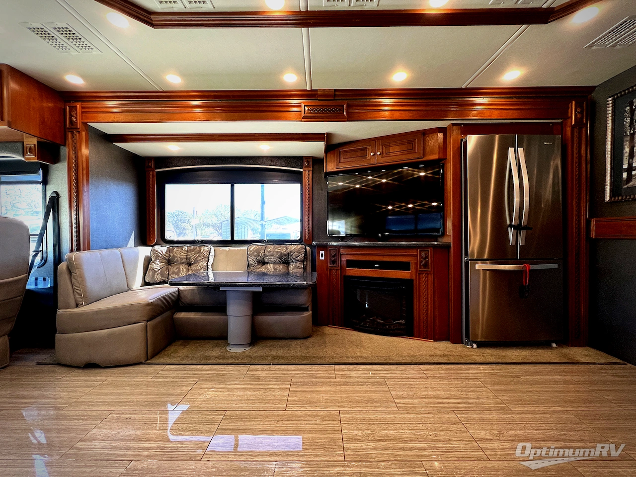 2017 Holiday Rambler Endeavor 40D Photo 8