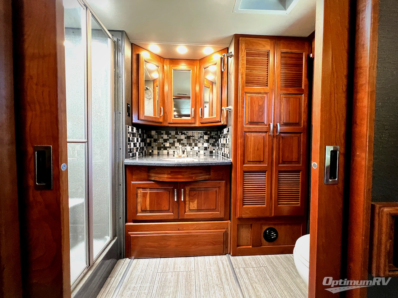 2017 Holiday Rambler Endeavor 40D Photo 25