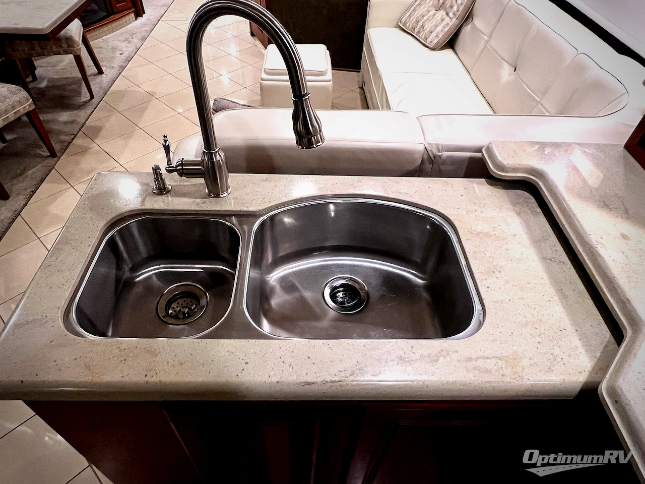 2015 Itasca Meridian 40R Photo 16