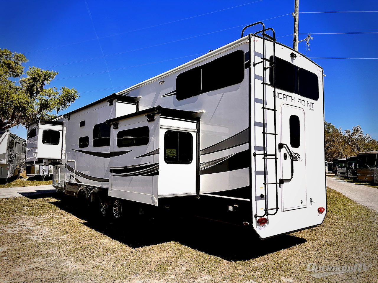 2023 Jayco North Point 390CKDS Photo 3