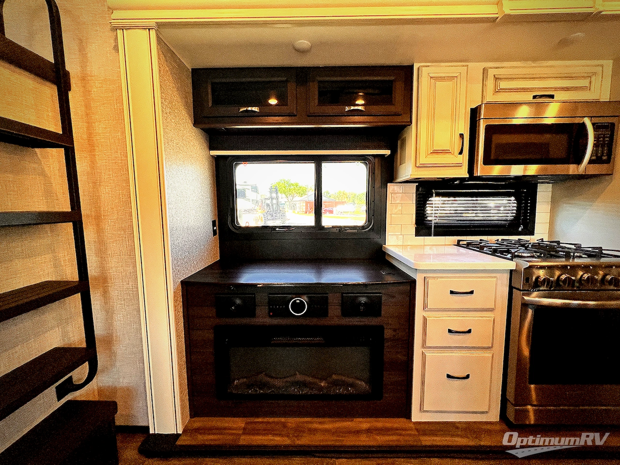 2023 Jayco North Point 390CKDS Photo 8