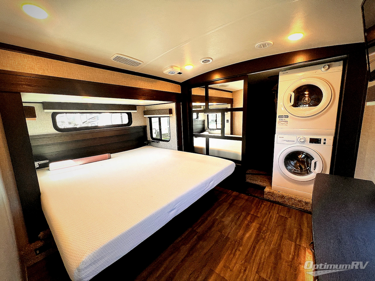 2023 Jayco North Point 390CKDS Photo 23
