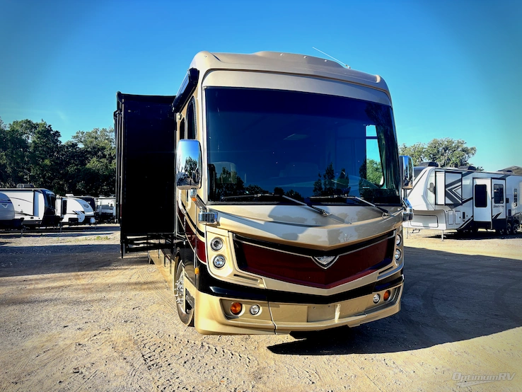 2017 Fleetwood Discovery 39F RV Photo 1