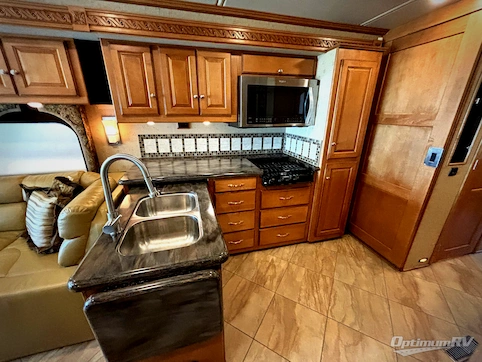 2016 Itasca Suncruiser 38Q RV Photo 3