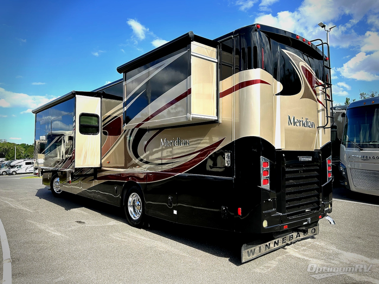 2016 Itasca Meridian 36M Photo 3