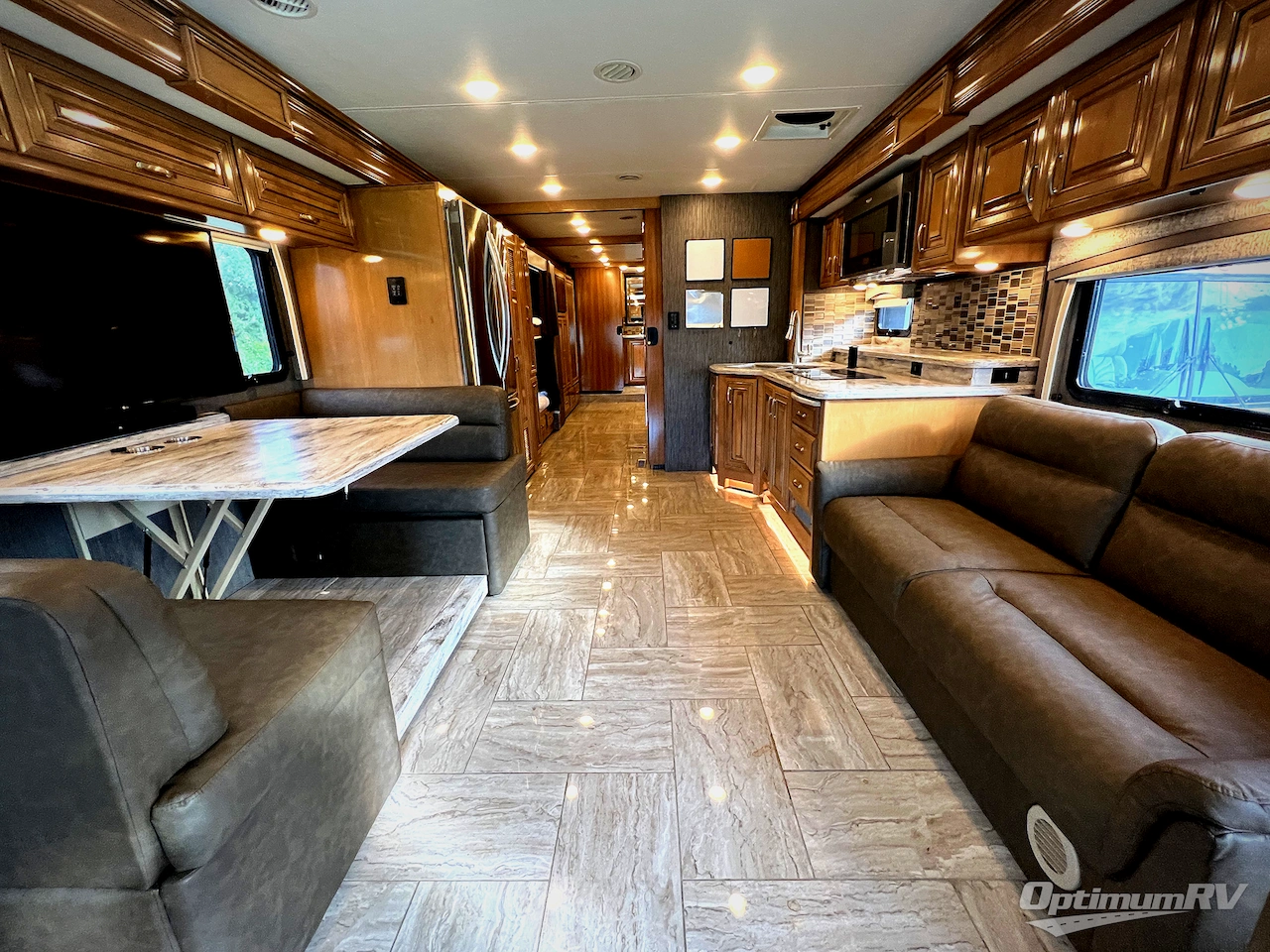 2019 Thor Aria 4000 Photo 4