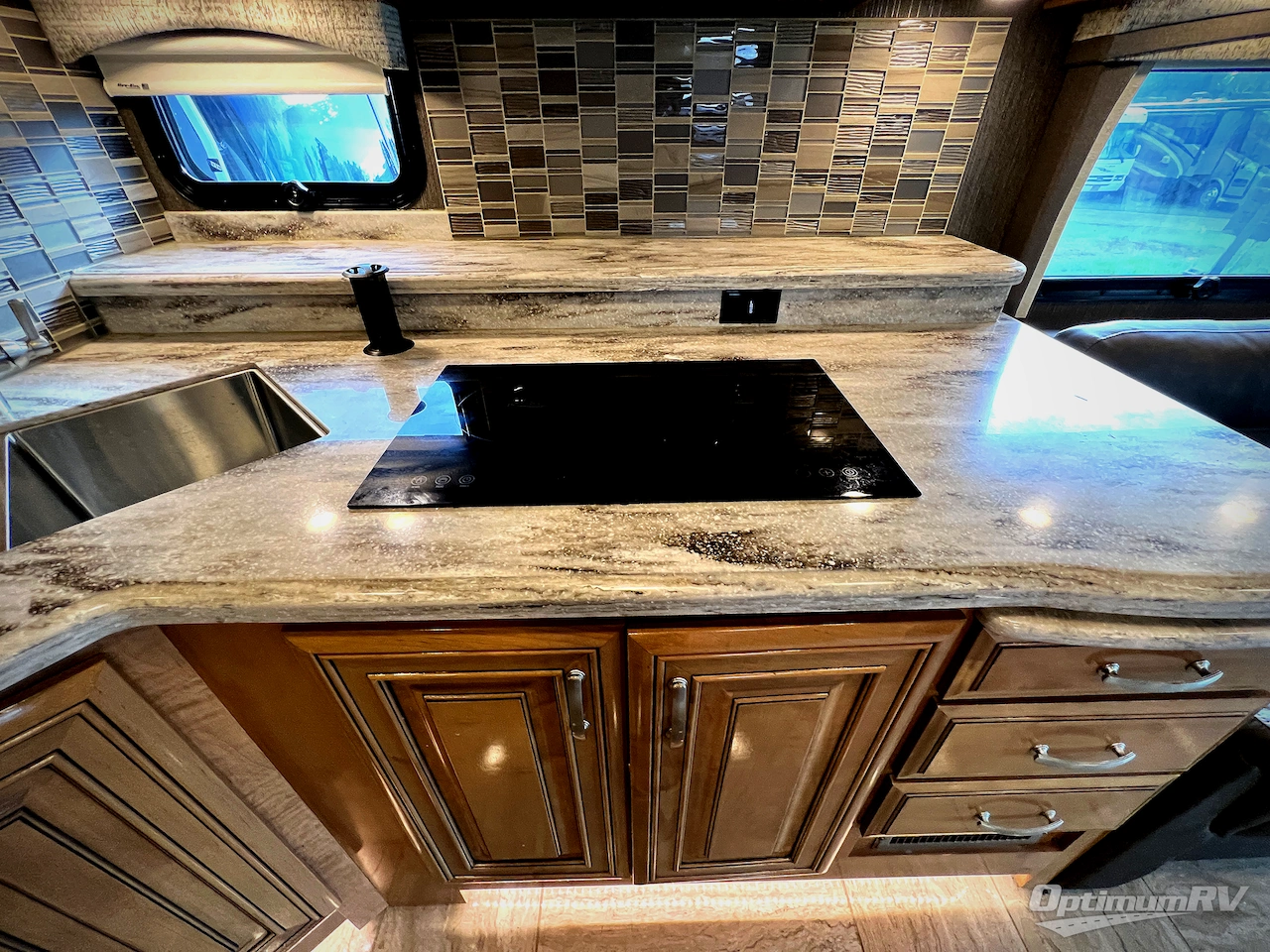 2019 Thor Aria 4000 Photo 13