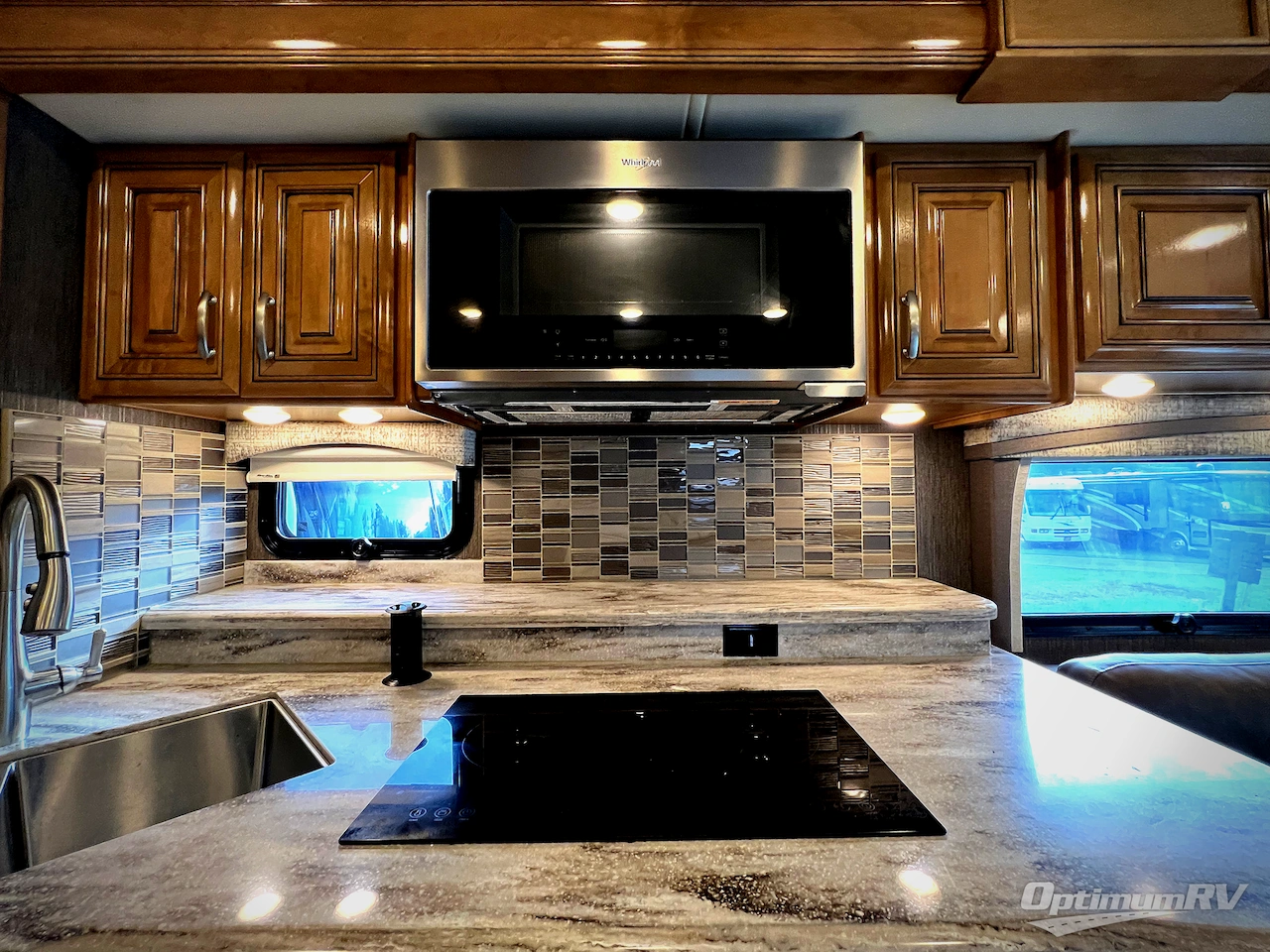 2019 Thor Aria 4000 Photo 14