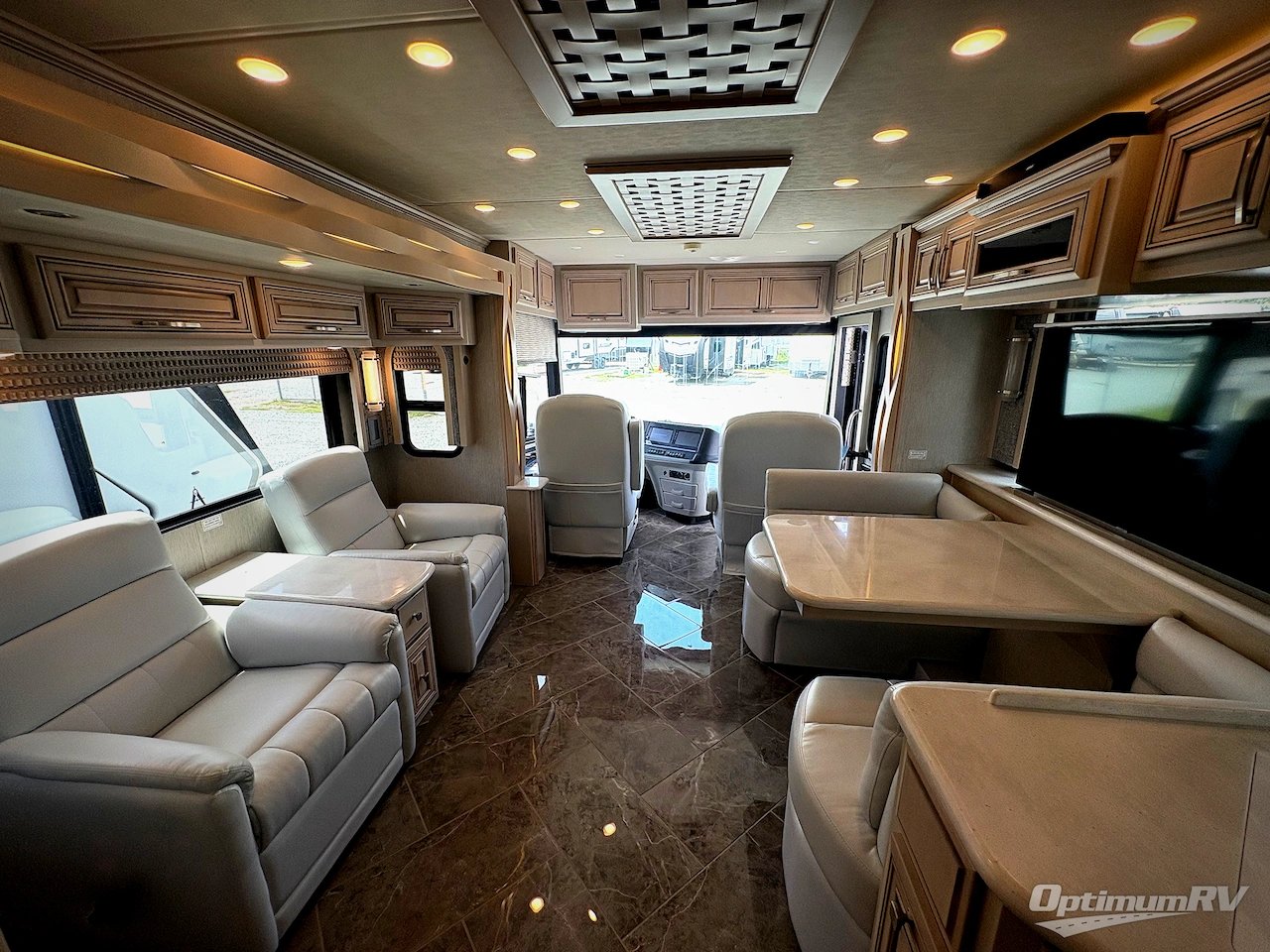 2021 Newmar New Aire 3543 Photo 8