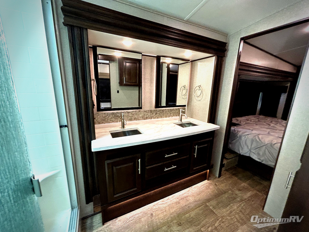 2019 Jayco North Point 381DLQS Photo 14