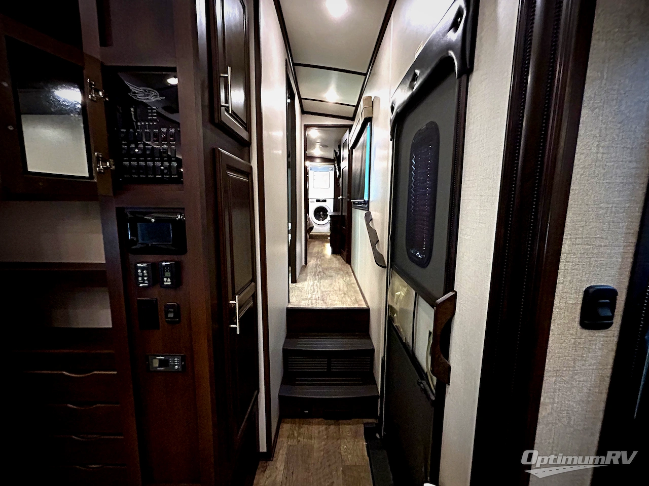 2019 Jayco North Point 381DLQS Photo 7