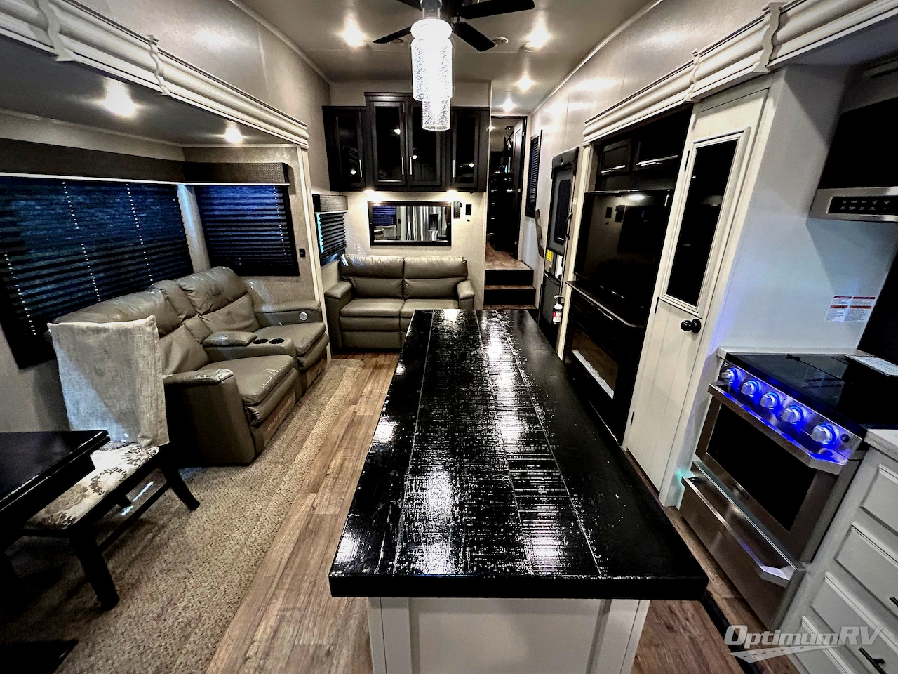 2020 Jayco Eagle 319MLOK Photo 5