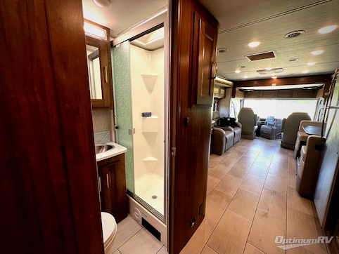 2021 Coachmen Sportscoach RD 402TS RV Photo 4