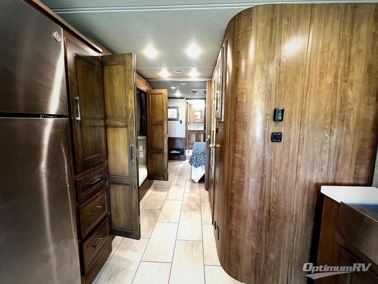 2021 Coachmen Sportscoach RD 402TS Photo 15