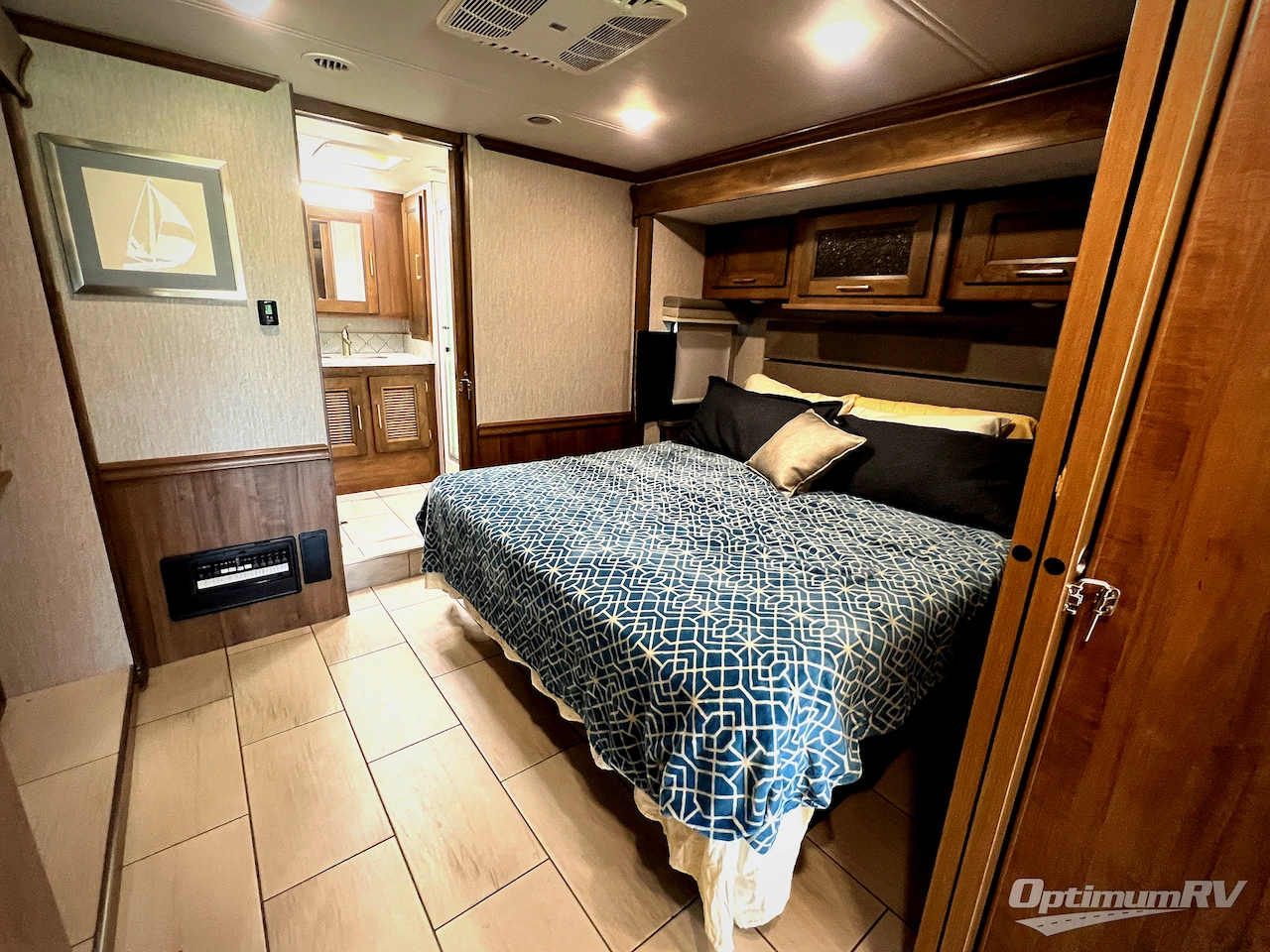 2021 Coachmen Sportscoach RD 402TS Photo 18