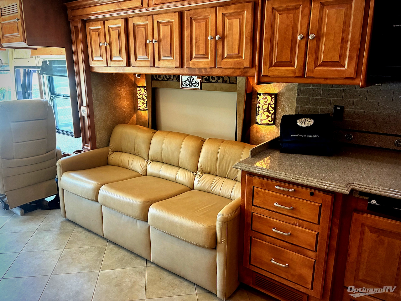 2010 Tiffin Phaeton 40QTH Photo 9