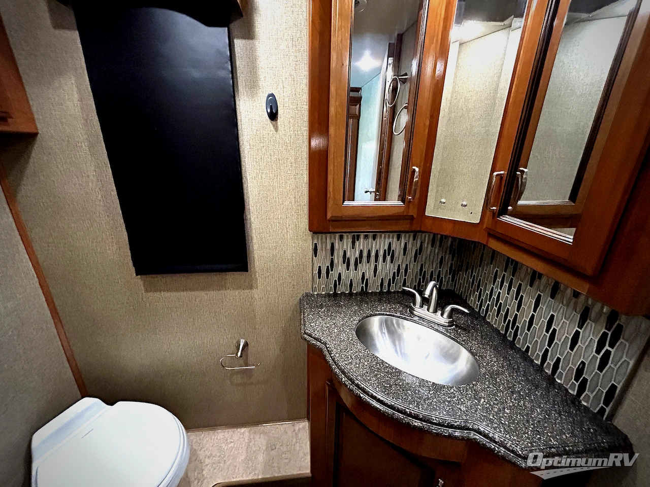 2018 Holiday Rambler Navigator XE 36U Photo 15