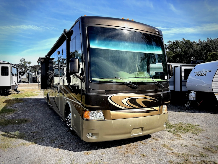 2014 Thor Palazzo 33 2 RV Photo 1