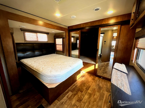 2017 Grand Design Reflection 313RLTS RV Photo 4