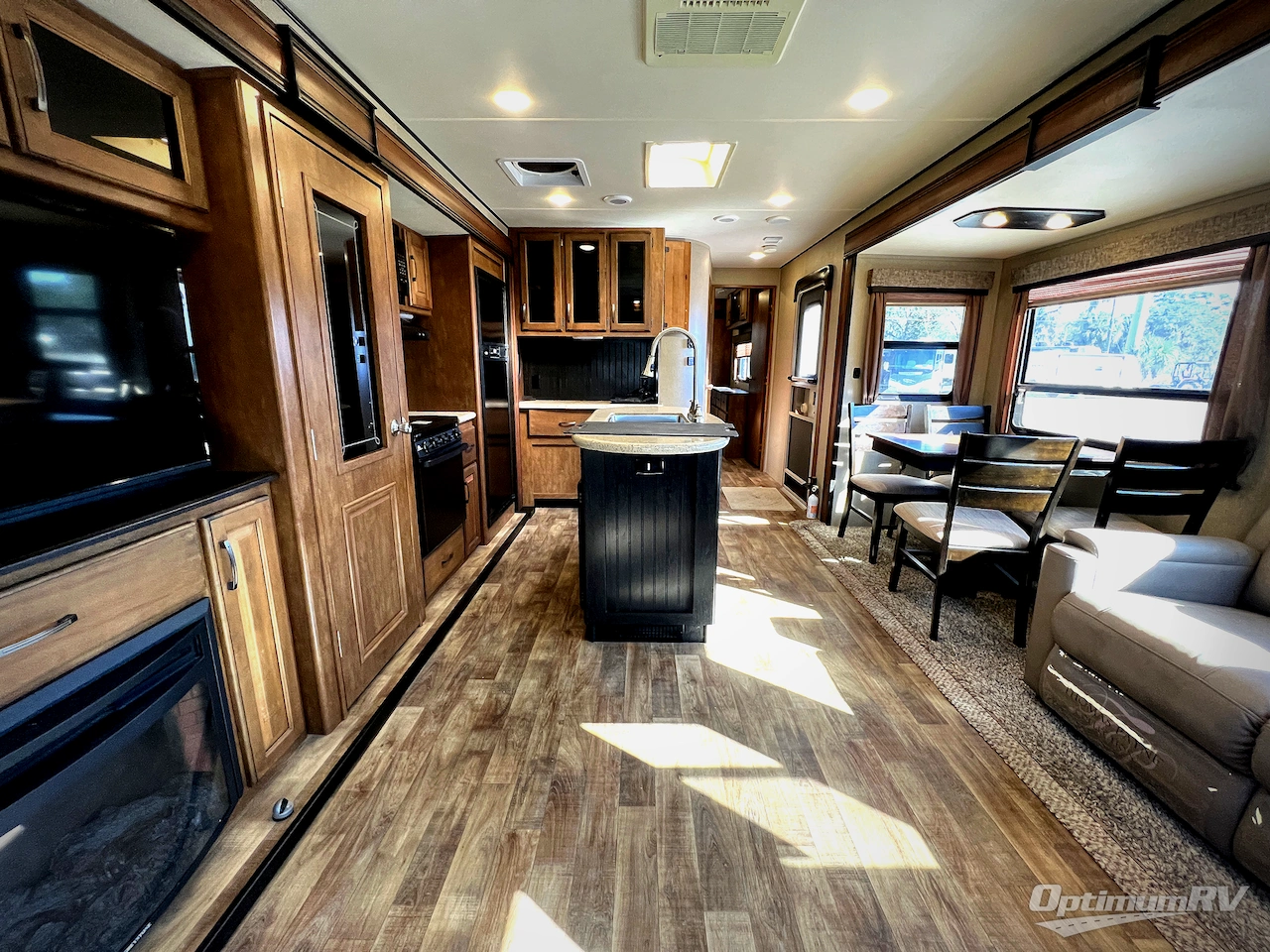 2017 Grand Design Reflection 313RLTS Photo 5