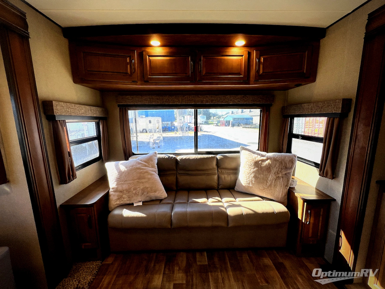 2017 Grand Design Reflection 313RLTS Photo 8