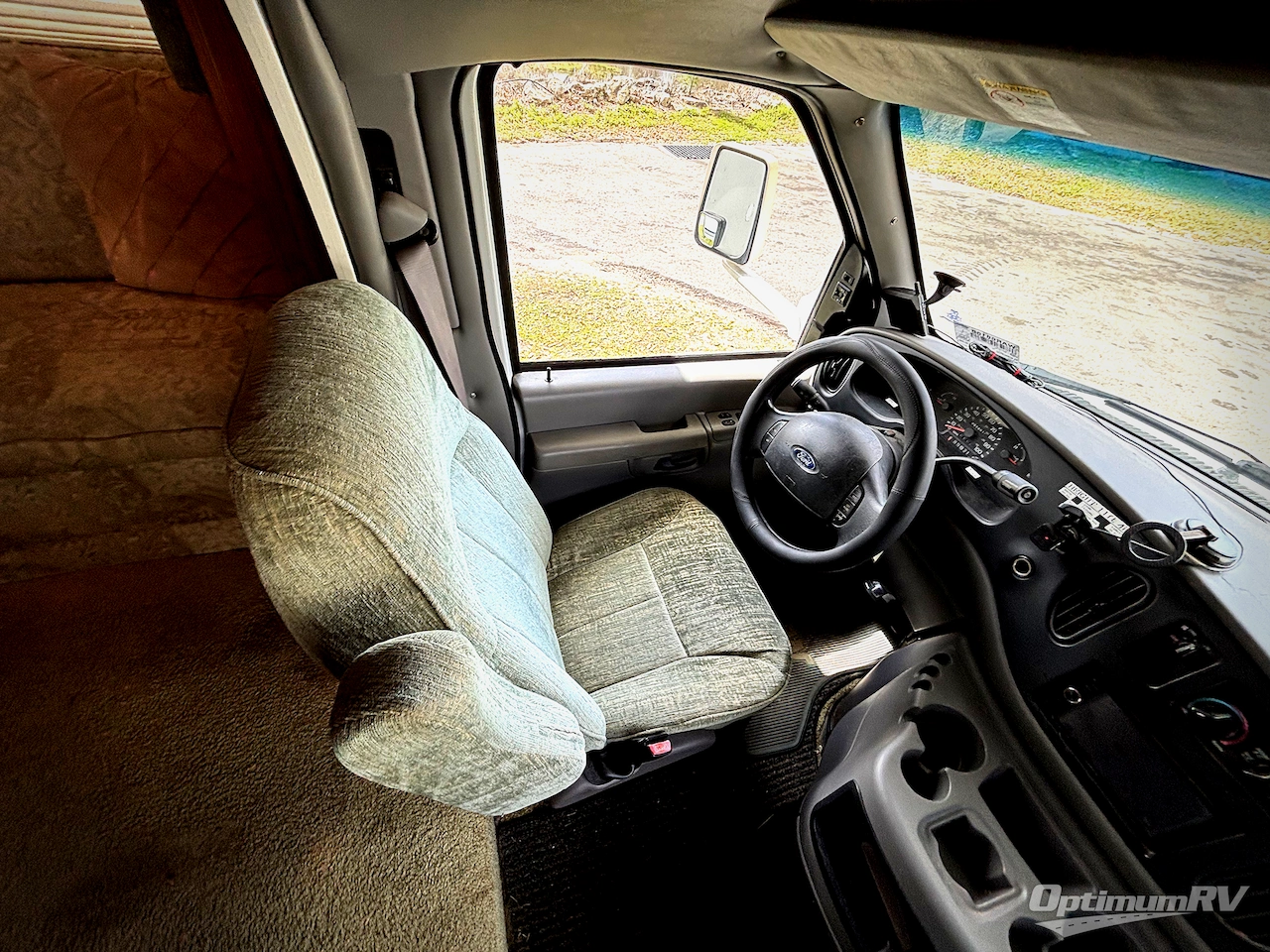 2003 Winnebago Minnie Winnie 329B Photo 7