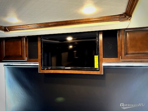 2020 Holiday Rambler Endeavor 38N RV Photo 2