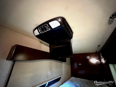 2020 Holiday Rambler Endeavor 38N RV Photo 3