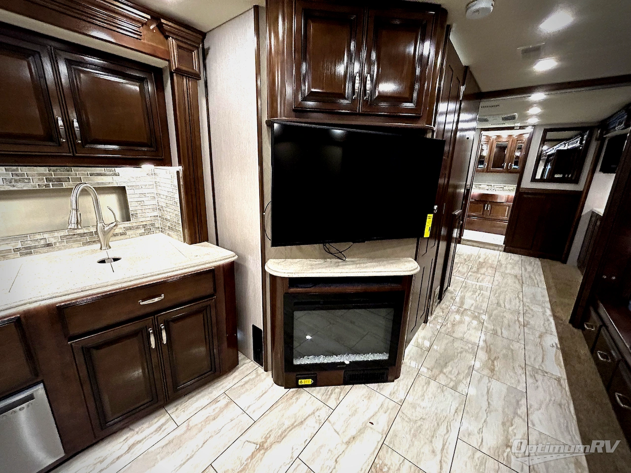 2020 Holiday Rambler Endeavor 38N Photo 11