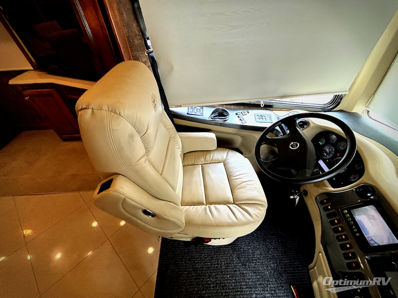 2012 Tiffin Phaeton 40 QBH Photo 7