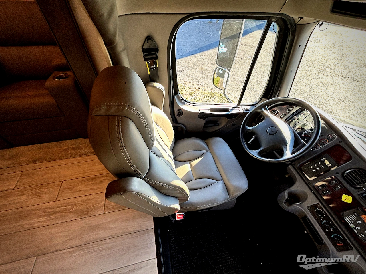 2024 Jayco Seneca Prestige 37M Photo 7