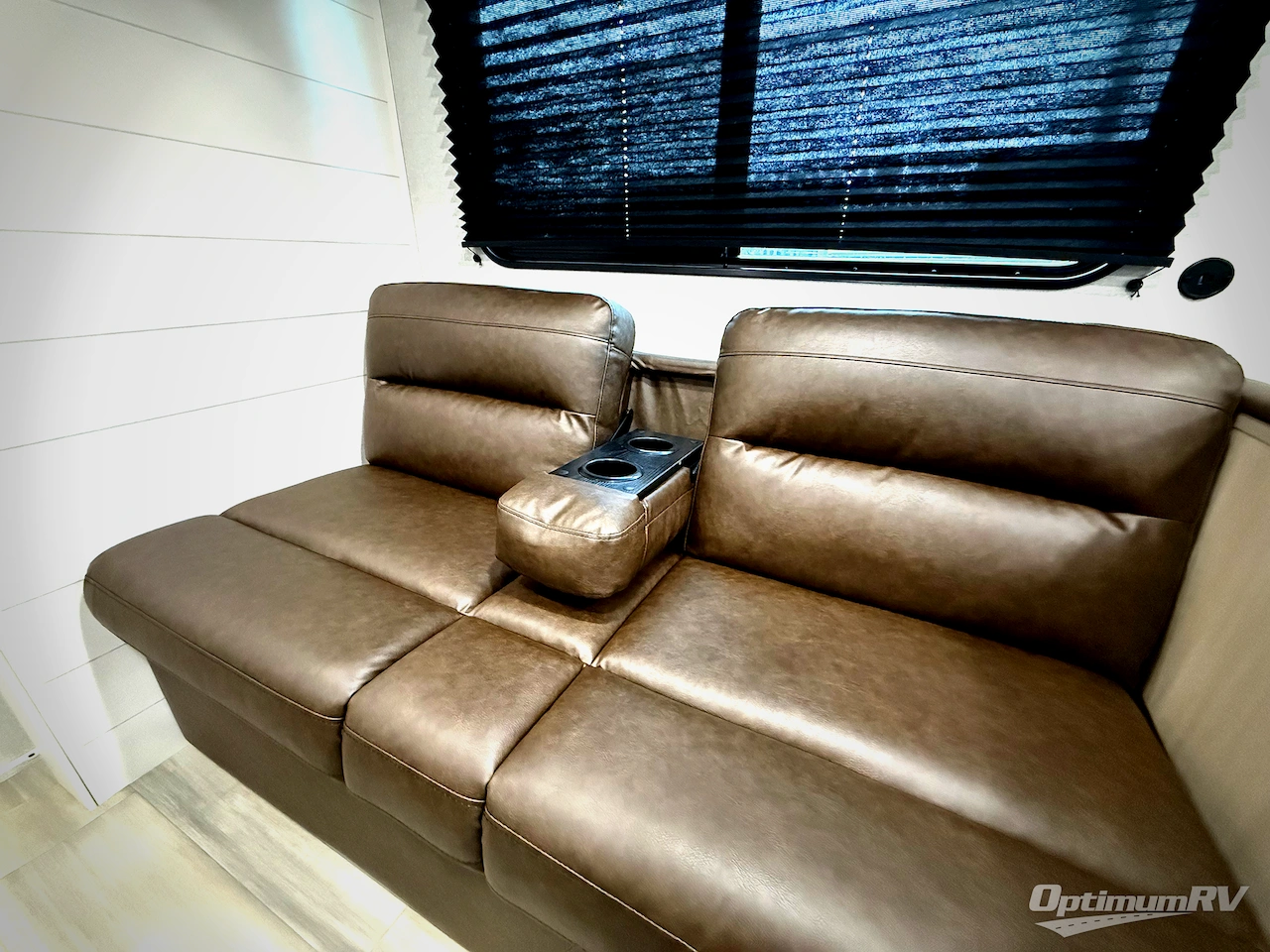 2026 Heartland Prowler 2802BHS Photo 9