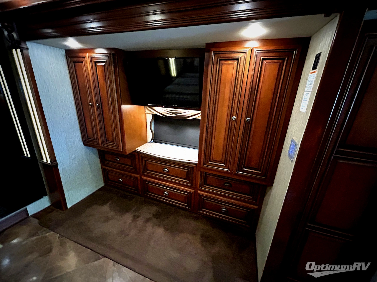 2014 Newmar Dutch Star 4369 Photo 20