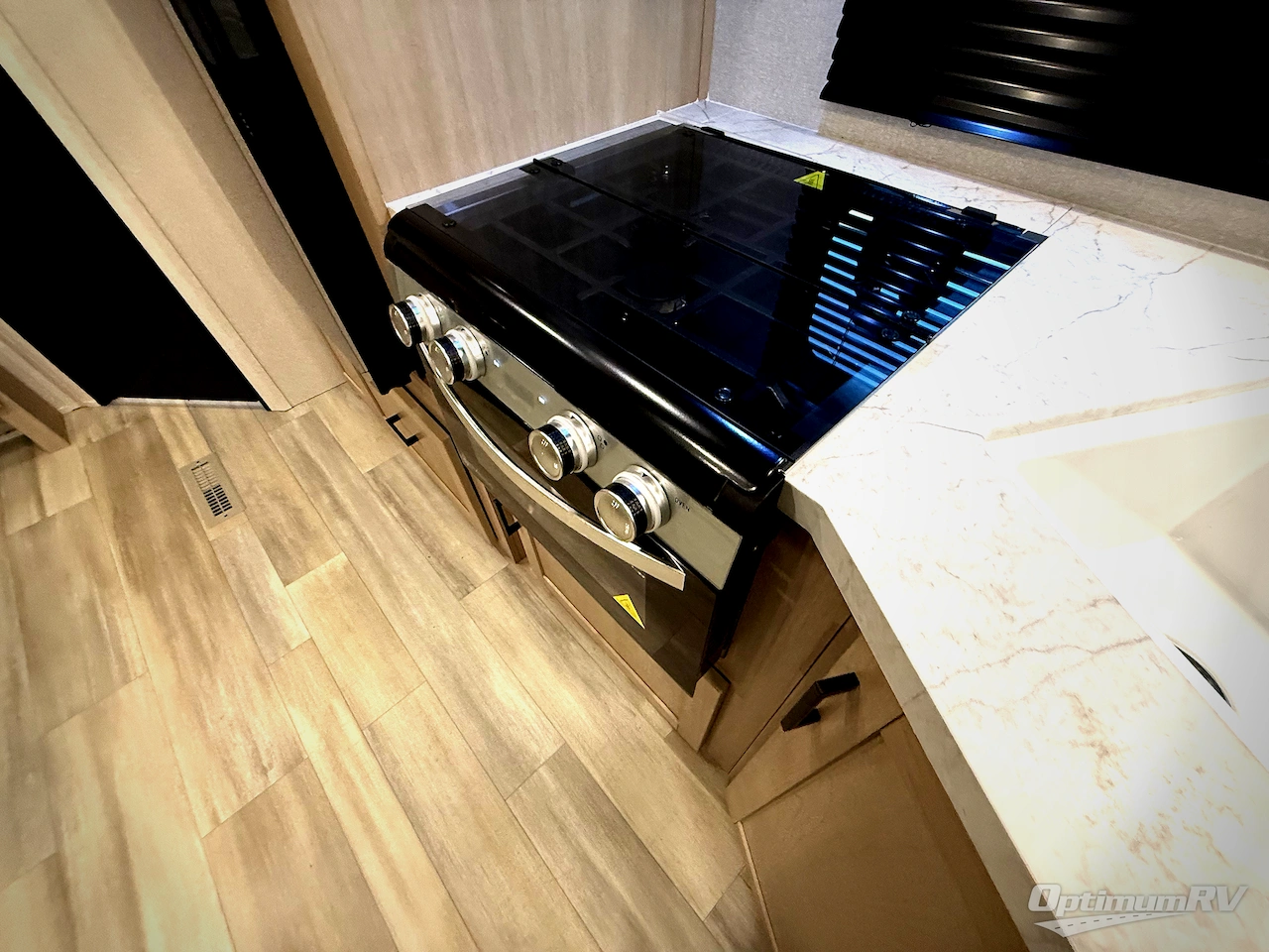 2026 Heartland Prowler 2601RLS Photo 11